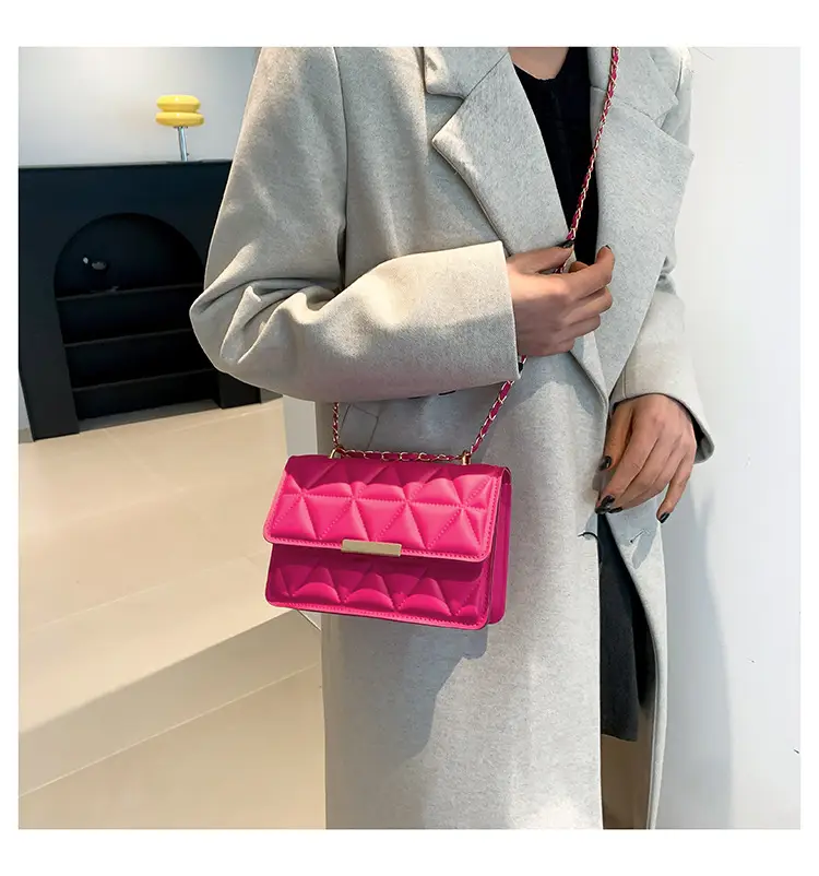 Golden Quilted Chain Shoulder Bag for Women — feature 13