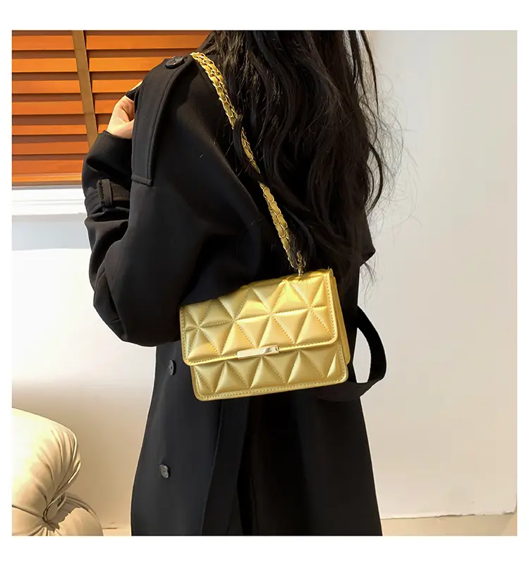 Golden Quilted Chain Shoulder Bag for Women — feature 15