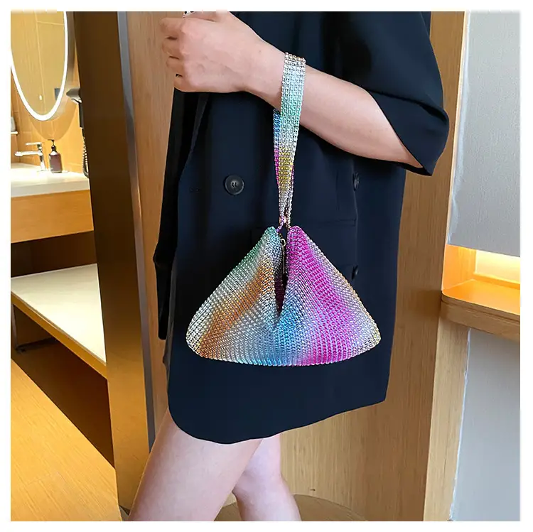 Gold Rhinestone Shoulder Bag for Women 2023 — feature 13