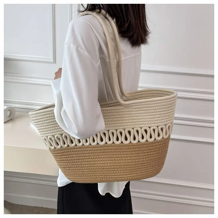 French Straw Shoulder Bag for Women New Summer Large Capacity — feature 17