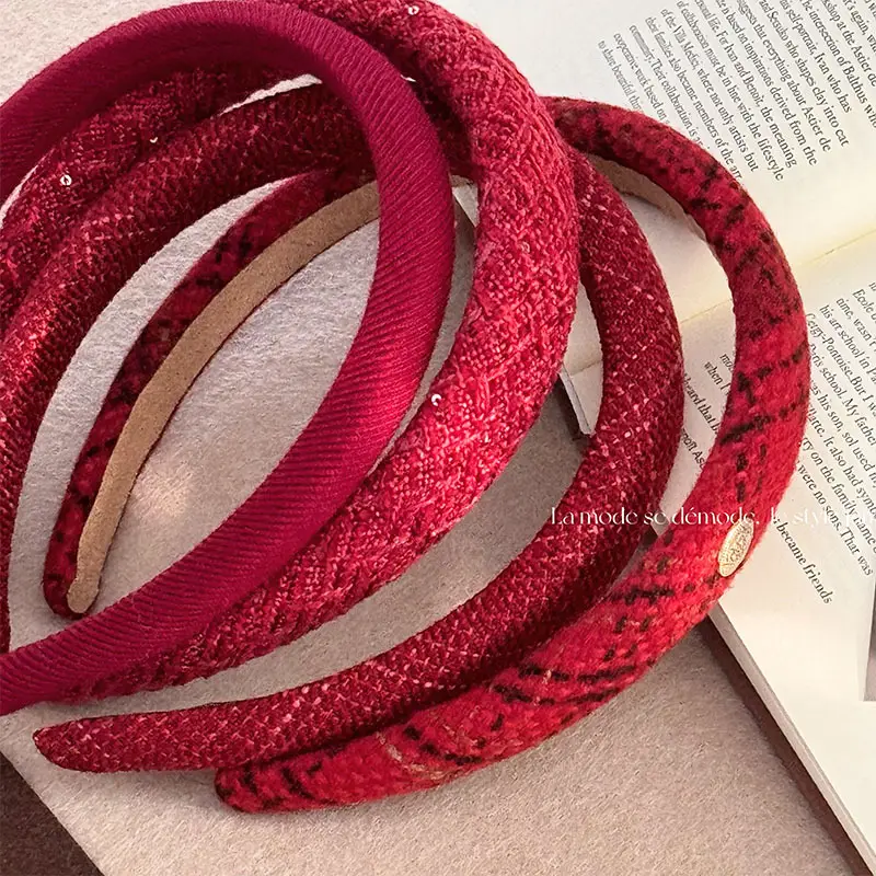 New Year Red Plaid Skull Top Headband for Women — feature 2
