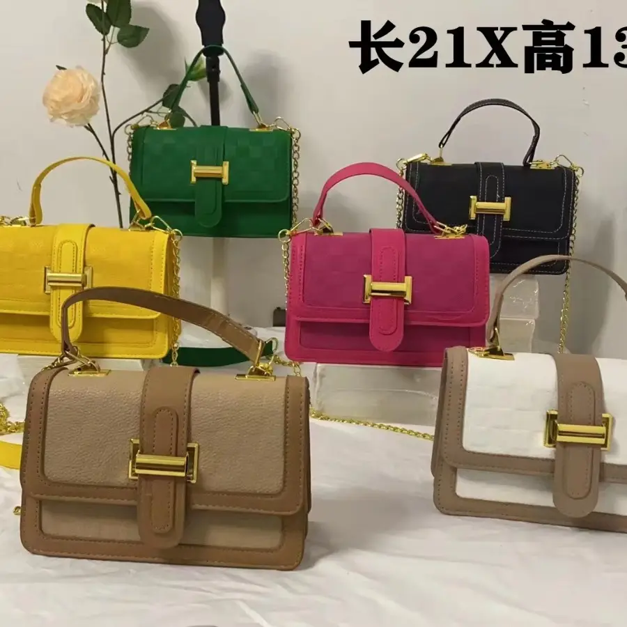 21X18 Inch Women's Chain Shoulder Bag Multi Color - Image 7