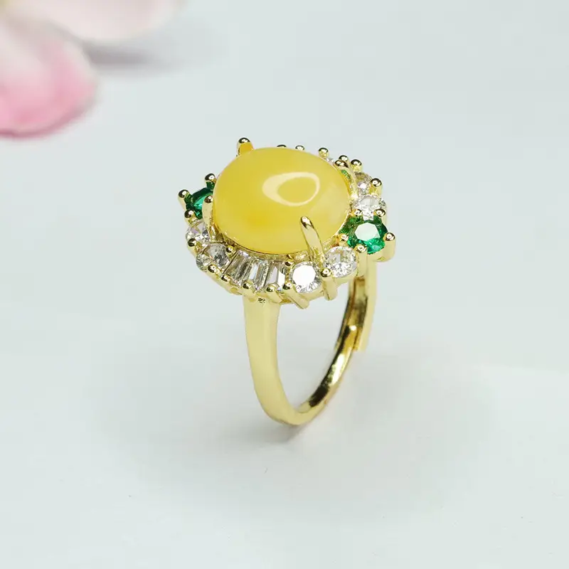 Guan Yu Yellow Amber Ring with Green & Diamond Set - Image 5