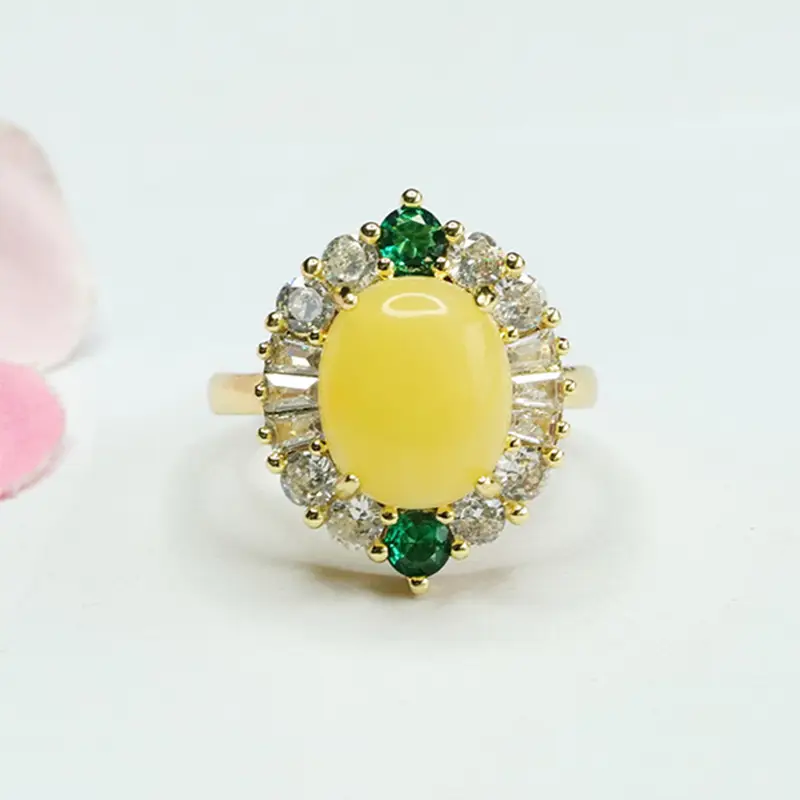 Guan Yu Yellow Amber Ring with Green & Diamond Set — feature 4