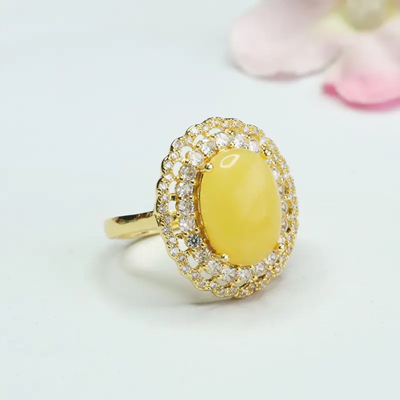 Guan Yu Natural Amber Ring Honey Wax Finger Ring Women's Jewelry - Image 3