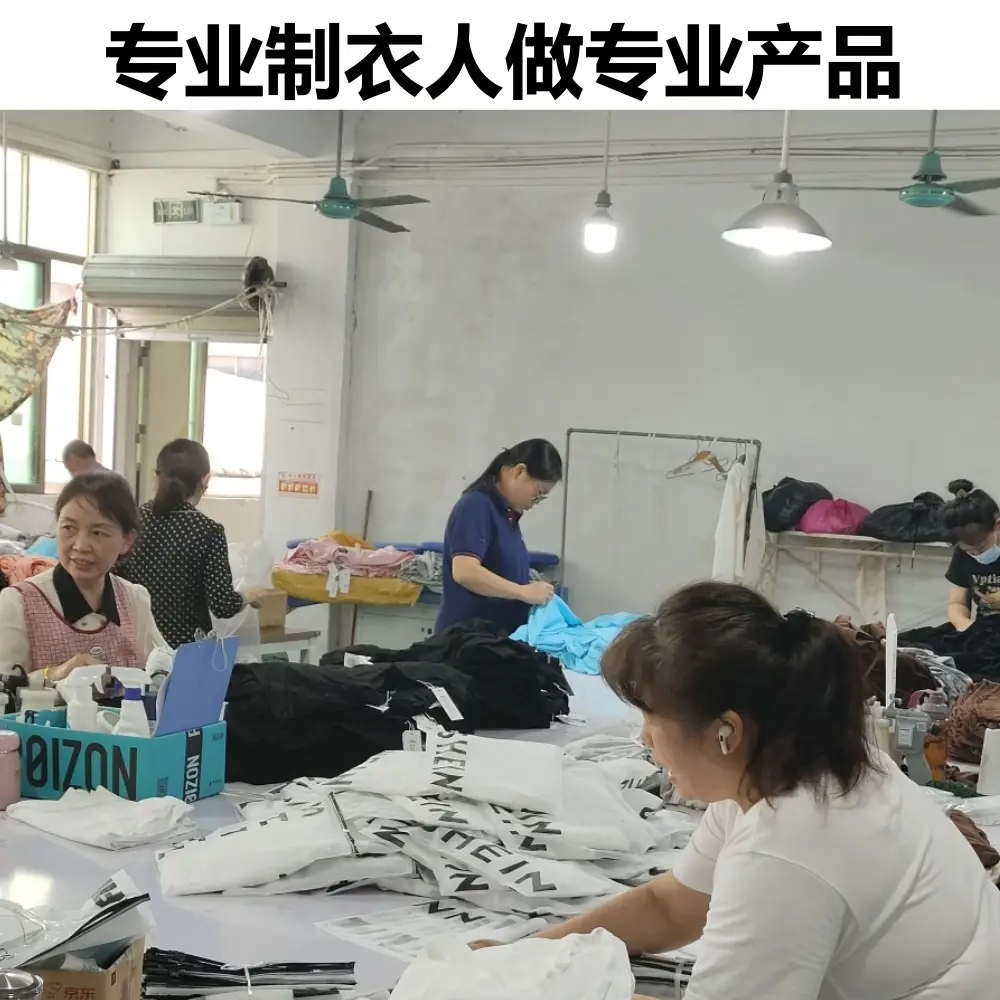 2024 White Black Letter Print Long Sleeve T-Shirt — feature 3