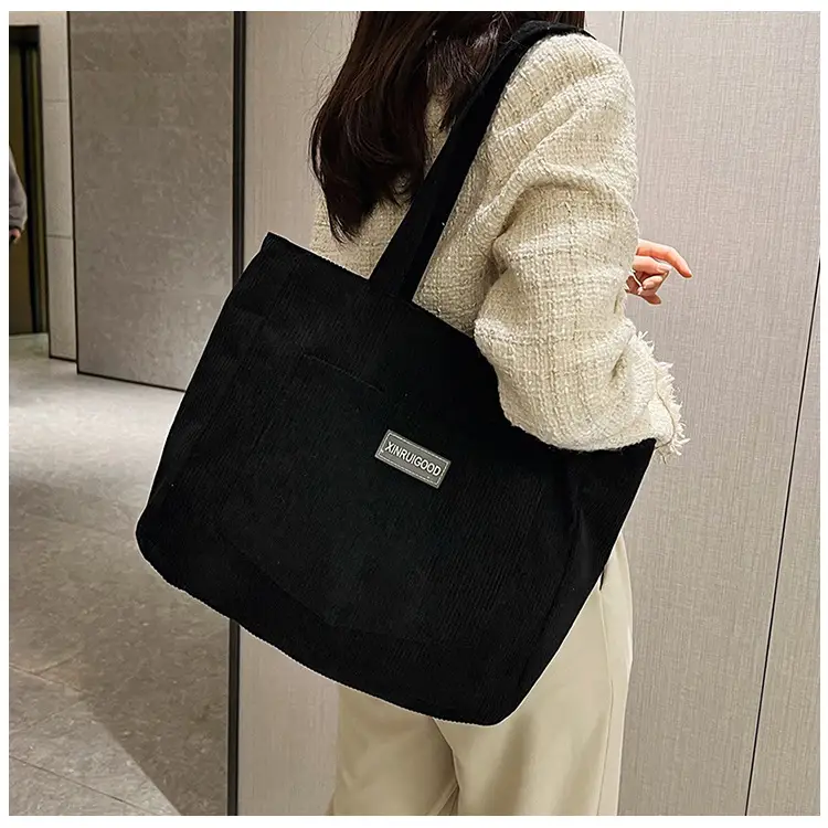Black Korean Harajuku Shoulder Messenger Bag for Women — feature 14