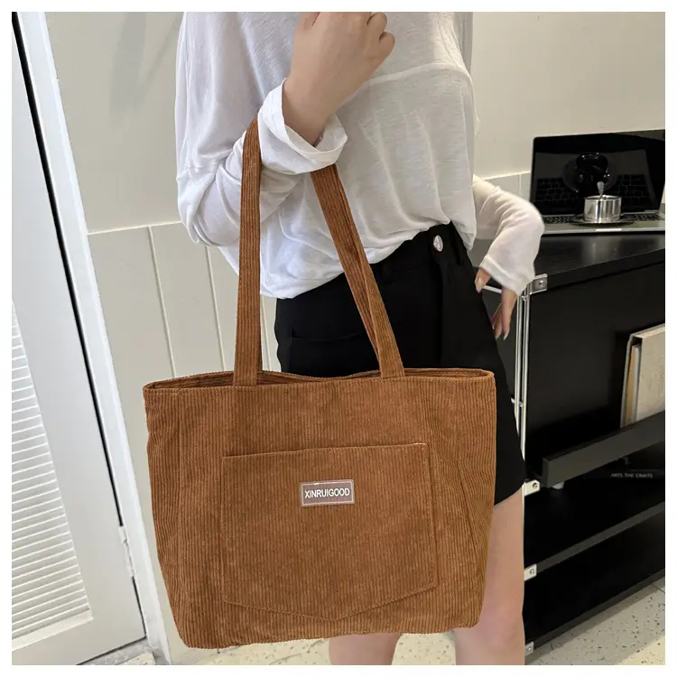 Black Korean Harajuku Shoulder Messenger Bag for Women — feature 21