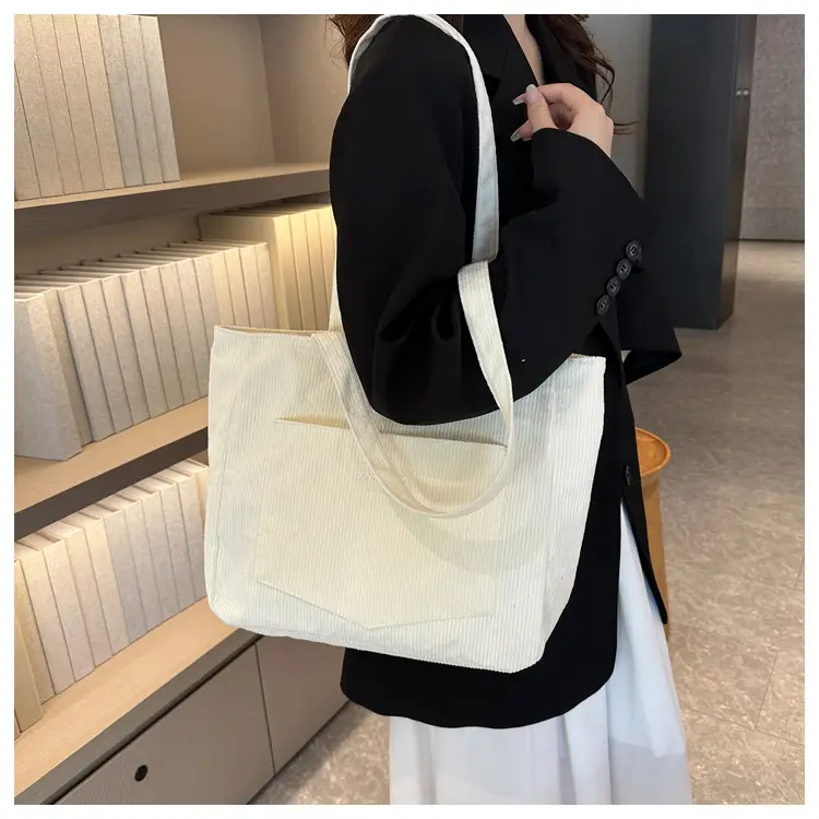 Black Korean Harajuku Shoulder Messenger Bag for Women — feature 26