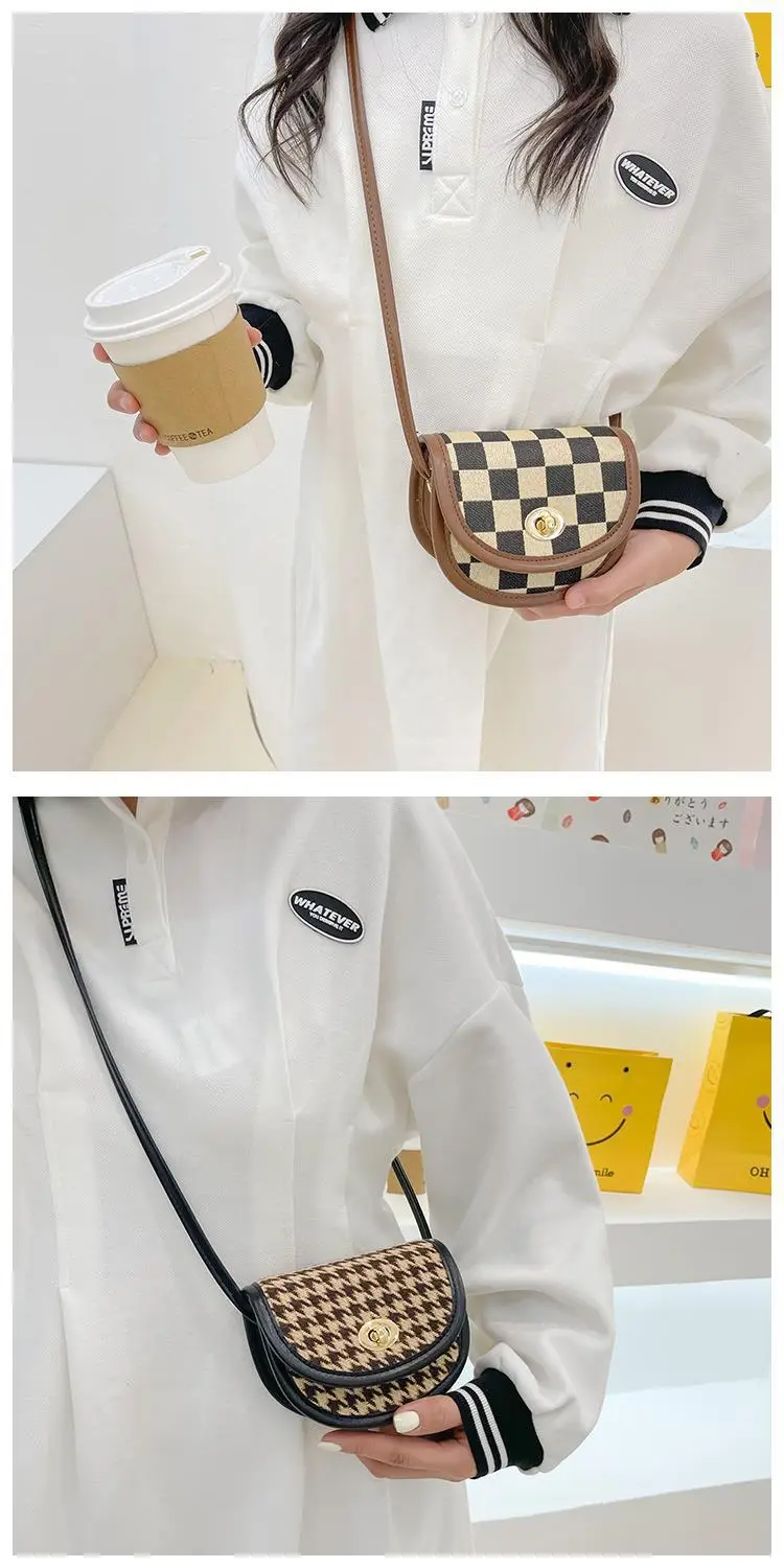 Girls' Houndstooth Crossbody Bag Black White Korean Style — feature 4