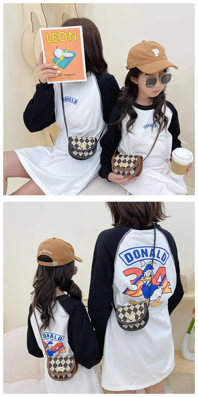 Girls' Houndstooth Crossbody Bag Black White Korean Style — feature 6