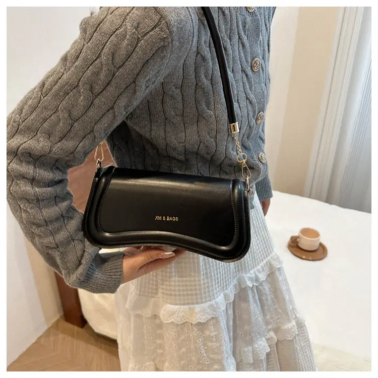 Light Brown Textuous Shoulder Bag for Women Winter New Fashion — feature 17
