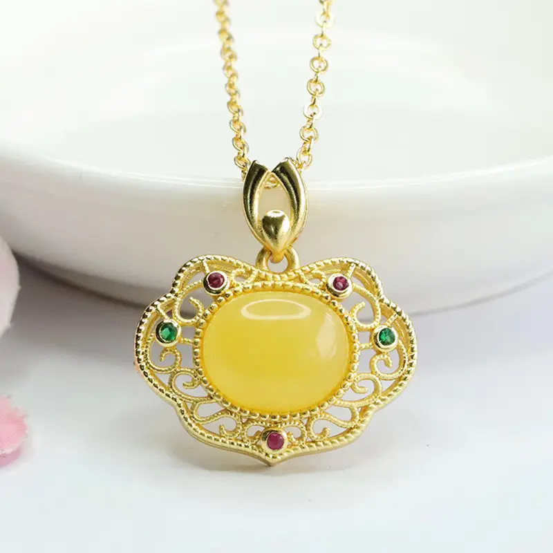 Guan Yu Yellow Amber Pendant Necklace for Women — feature 4