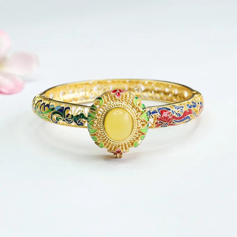 Guan Yu Dragon Phoenix Bracelet with Natural Amber — feature 4