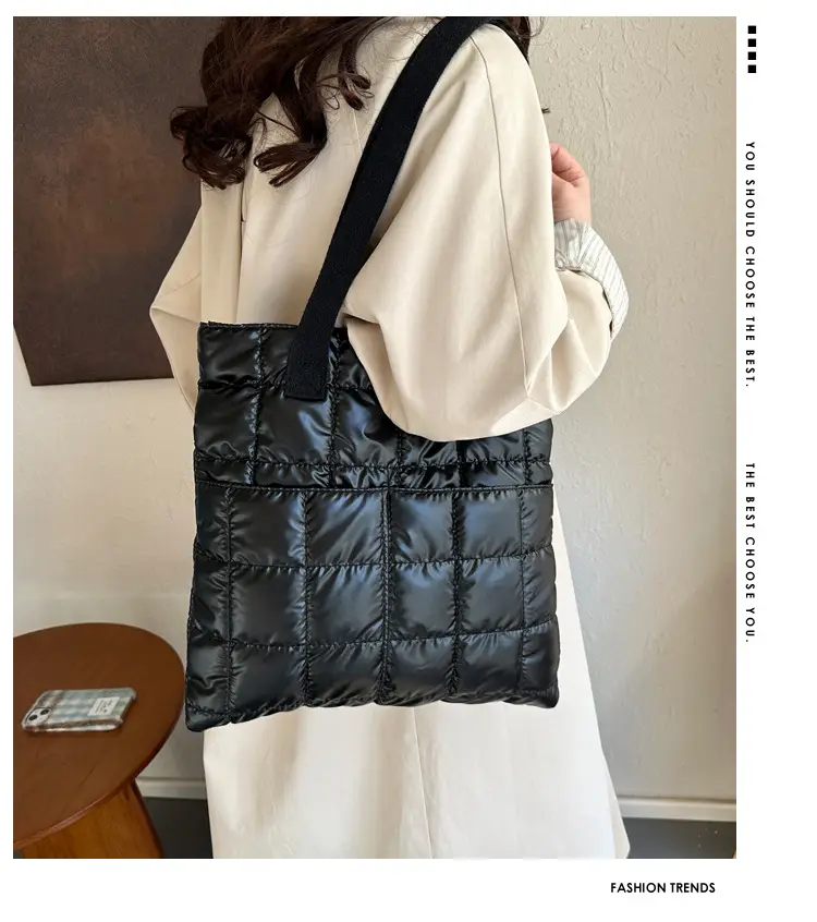 Black Quilted Women's Shoulder Bag 2023 — feature 2