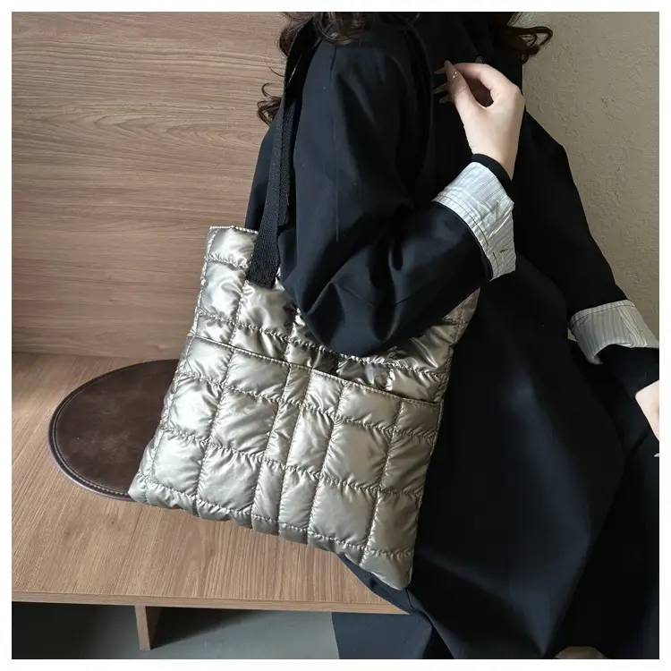 Black Quilted Women's Shoulder Bag 2023 — feature 24