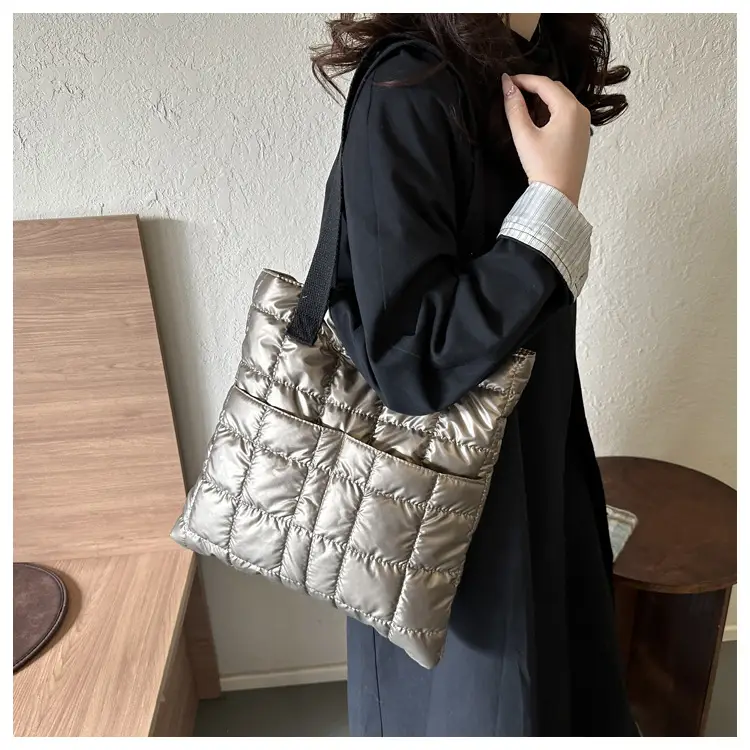 Black Quilted Women's Shoulder Bag 2023 — feature 27