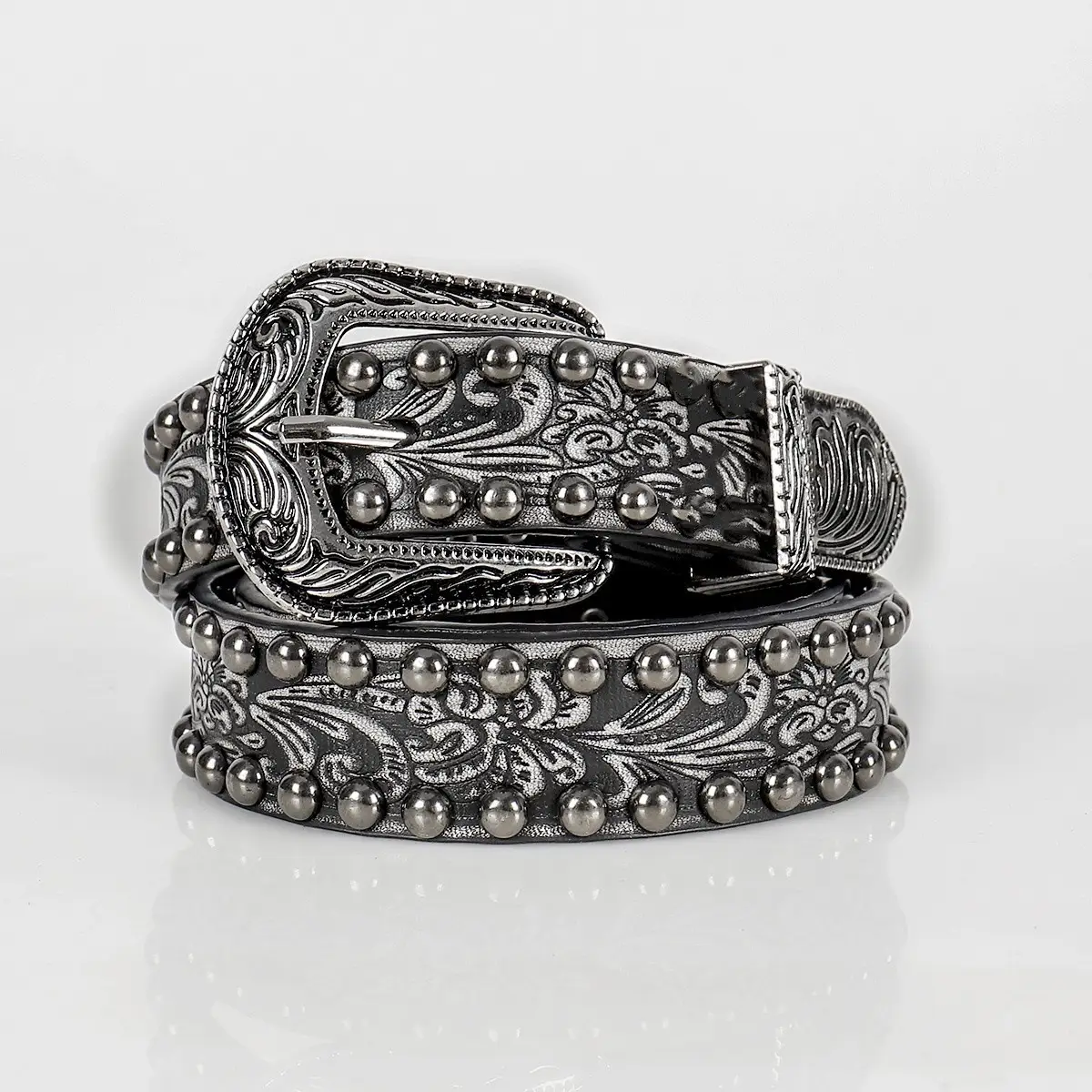 New Silver Vintage Belt with Rivet Embossing — feature 2
