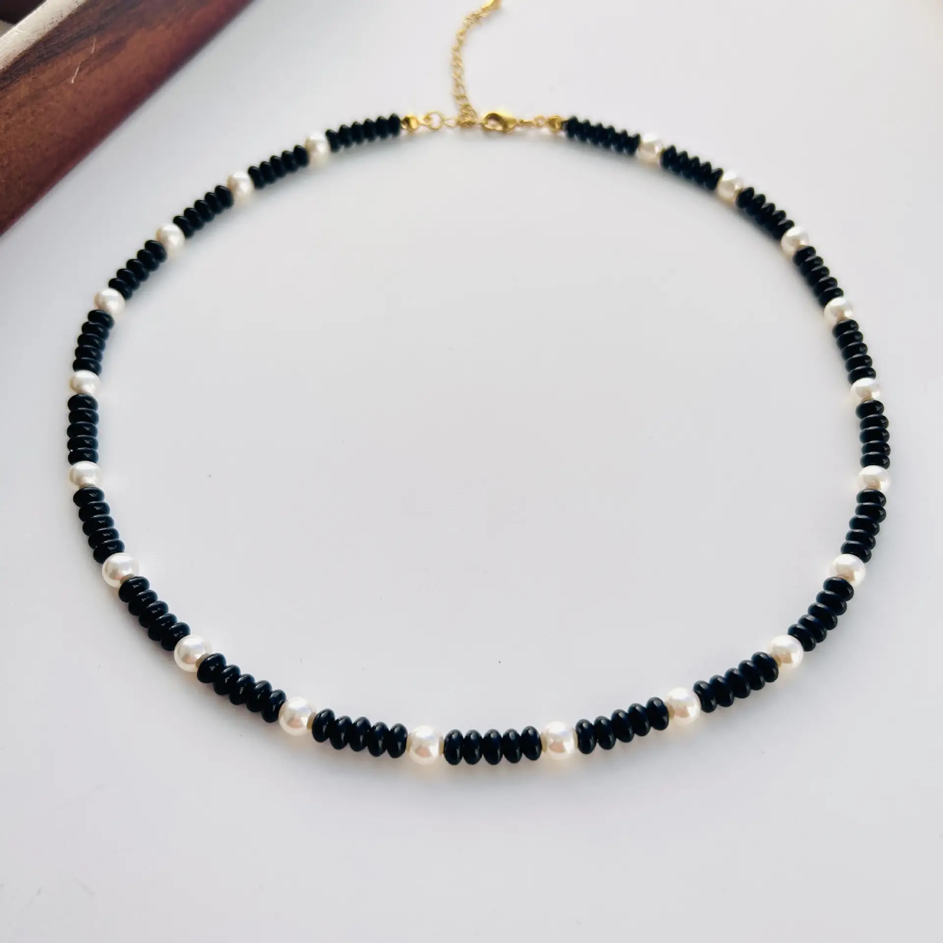 Japanese & Korean Style Vintage Pearl Beaded Necklace for Women — feature 7