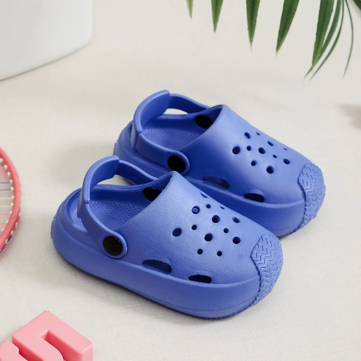 Blue EVA Kids Slippers Non-Slip Anti-Stinky