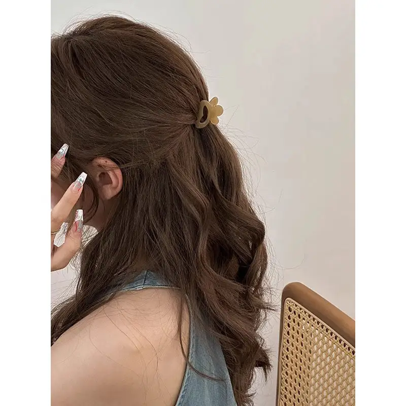 Green Shark Clip Hairpin for Women Short Hair Top Clip