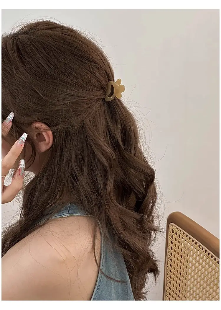 Green Shark Clip Hairpin for Women Short Hair Top Clip — feature 5