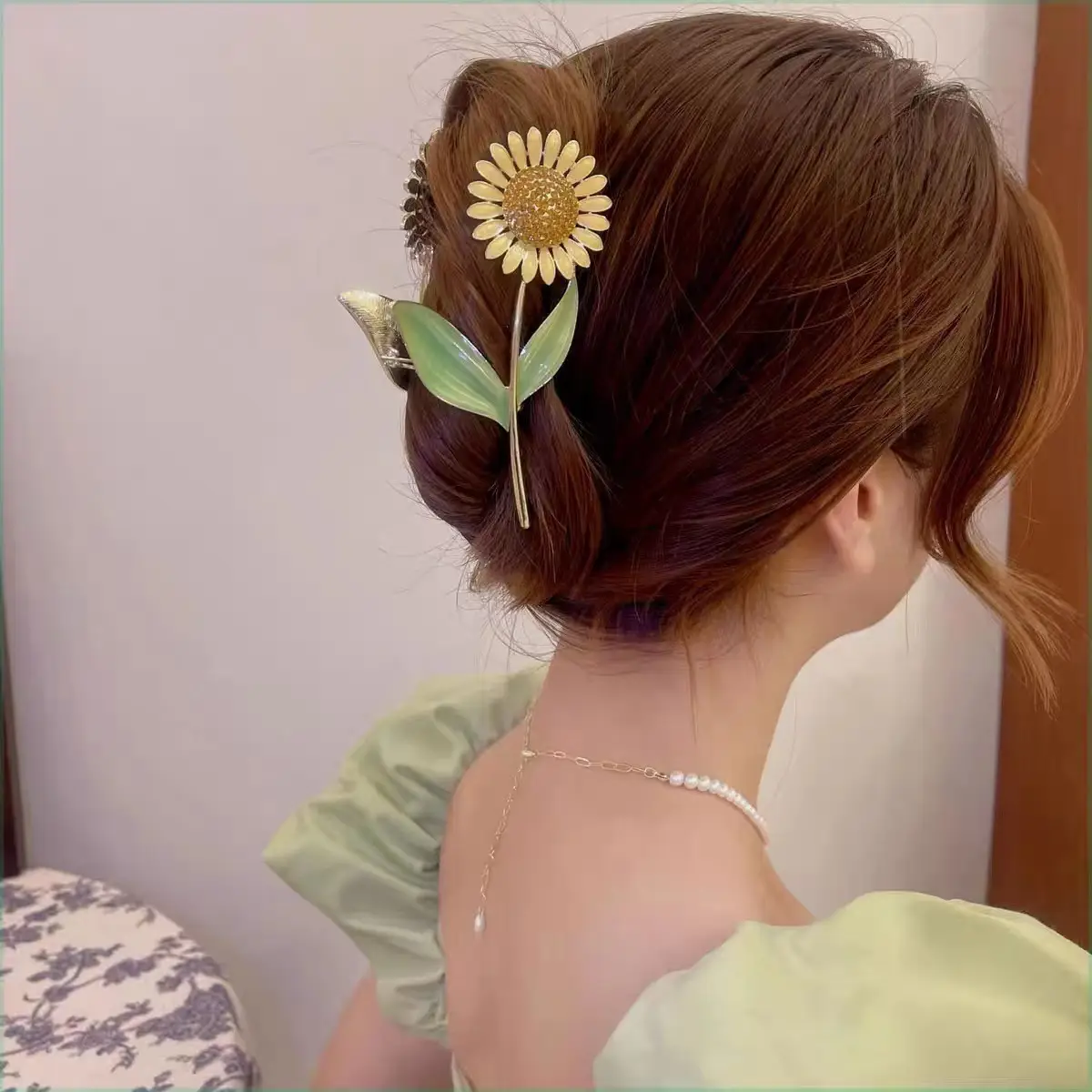 Sunflower Hairpin for Women Green Leaf Clip