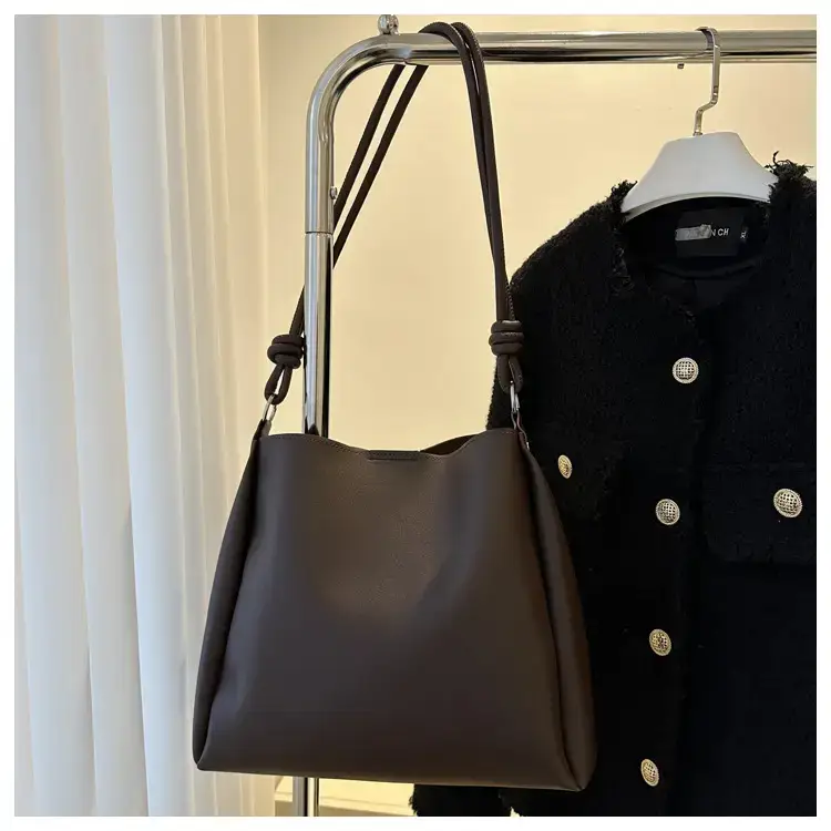 Black Crossbody Tote Bag for Women Winter Style — feature 25