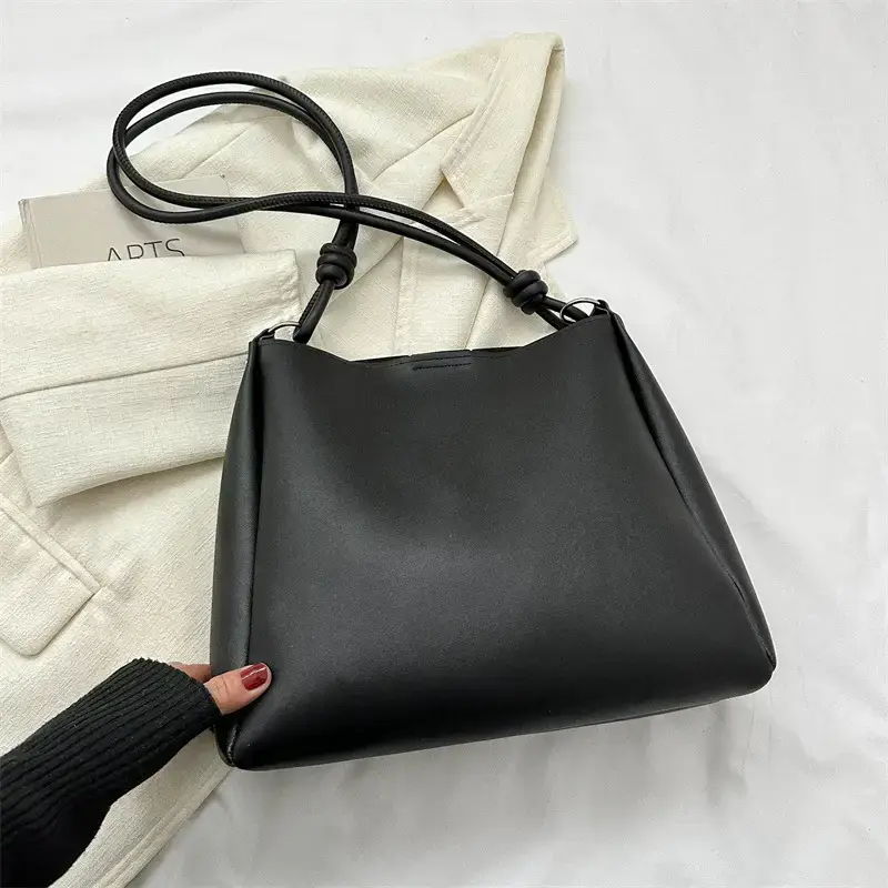 Black Crossbody Tote Bag for Women Winter Style - Image 3