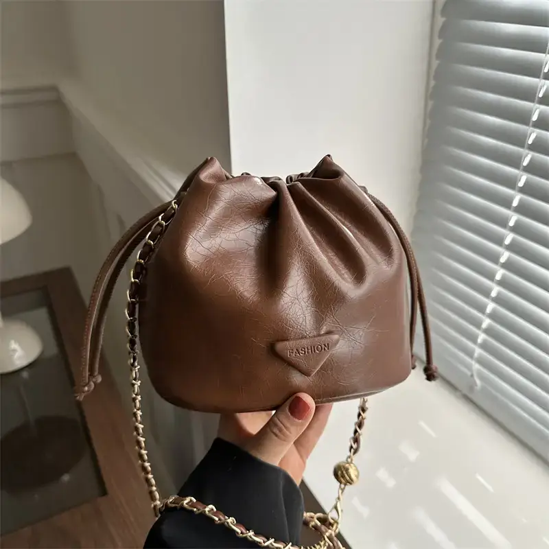 Black Chain Shoulder Bag for Women Winter New