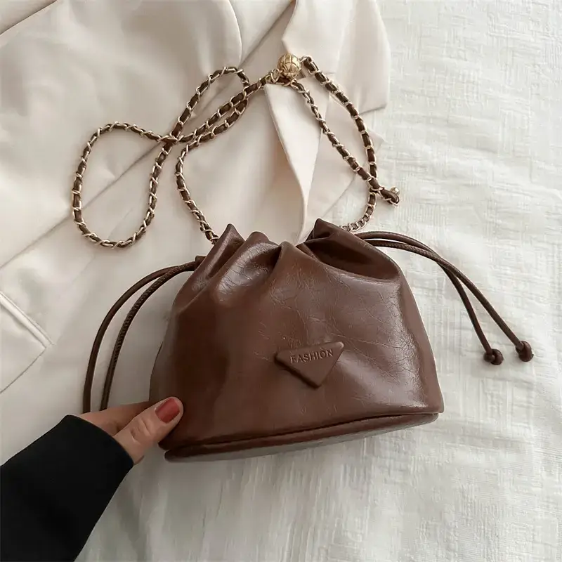 Black Chain Shoulder Bag for Women Winter New