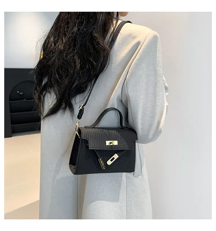 Women's White Woven Shoulder Crossbody Bag 2023 — feature 19