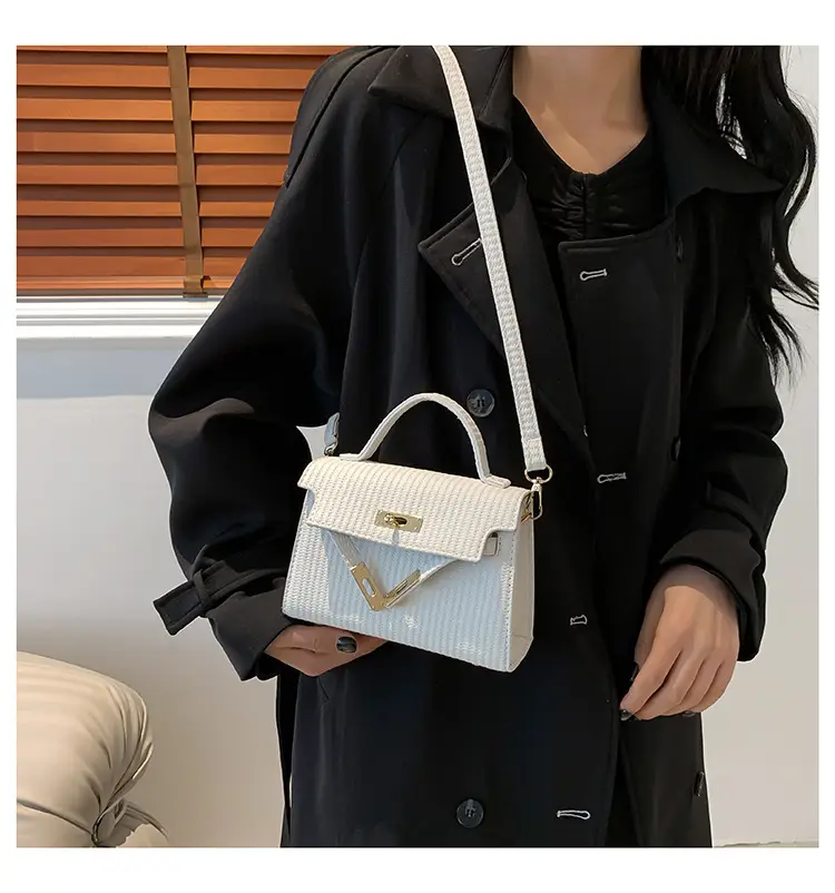 Women's White Woven Shoulder Crossbody Bag 2023 — feature 31
