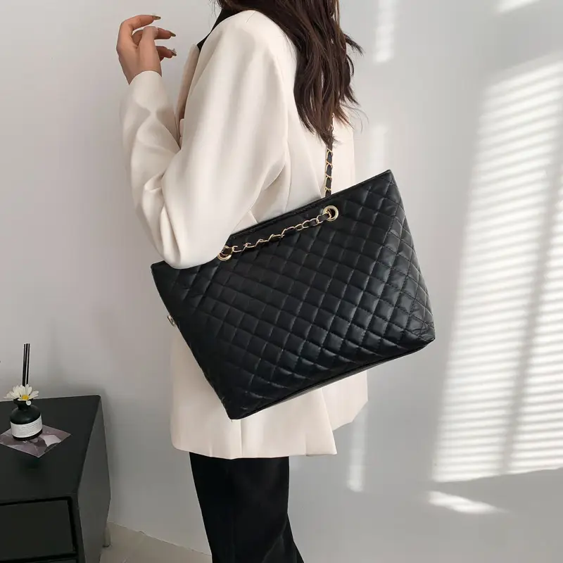 Women Quilted Beige Shoulder Bag 2023 Winter - Image 6