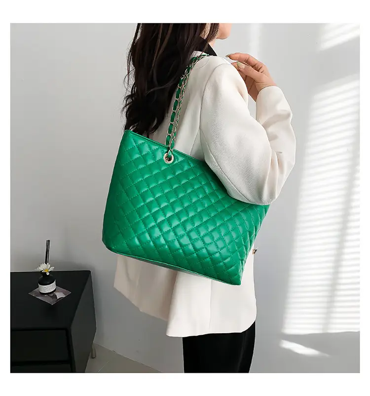 Women Quilted Beige Shoulder Bag 2023 Winter — feature 22