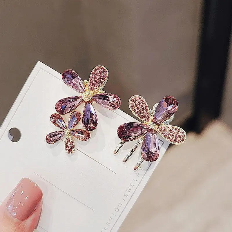 Sweet Flower Hairpin with Zircon Duckbill Clip — feature 2