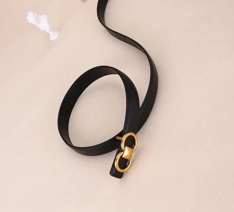 Vintage Cowhide Belt for Women with Vintage Buckle Decor — feature 29