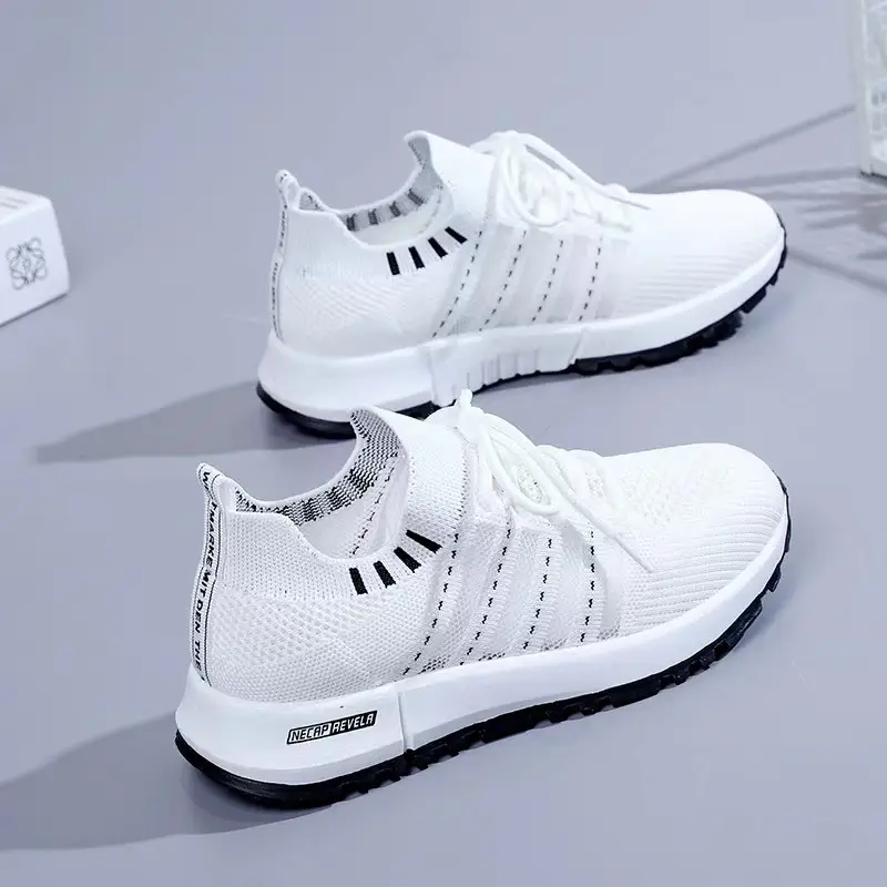 Women White Checkered Casual Sneakers 2025 - Image 18