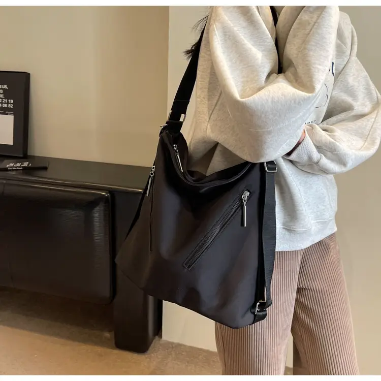 Women's Black Crossbody Bag 2025 Autumn Winter — feature 11