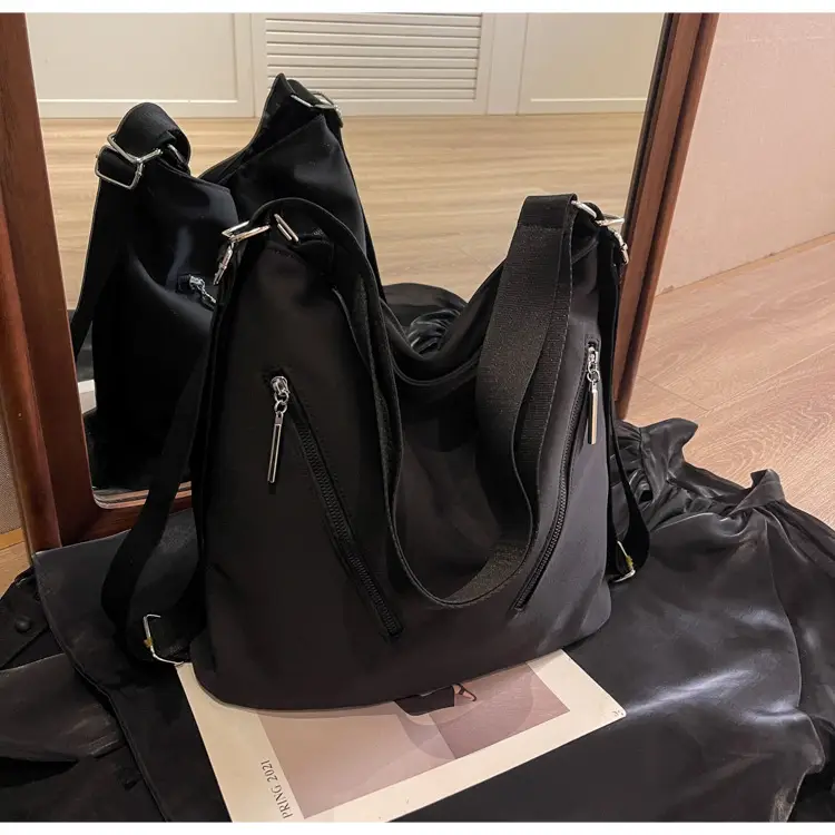 Women's Black Crossbody Bag 2025 Autumn Winter — feature 9