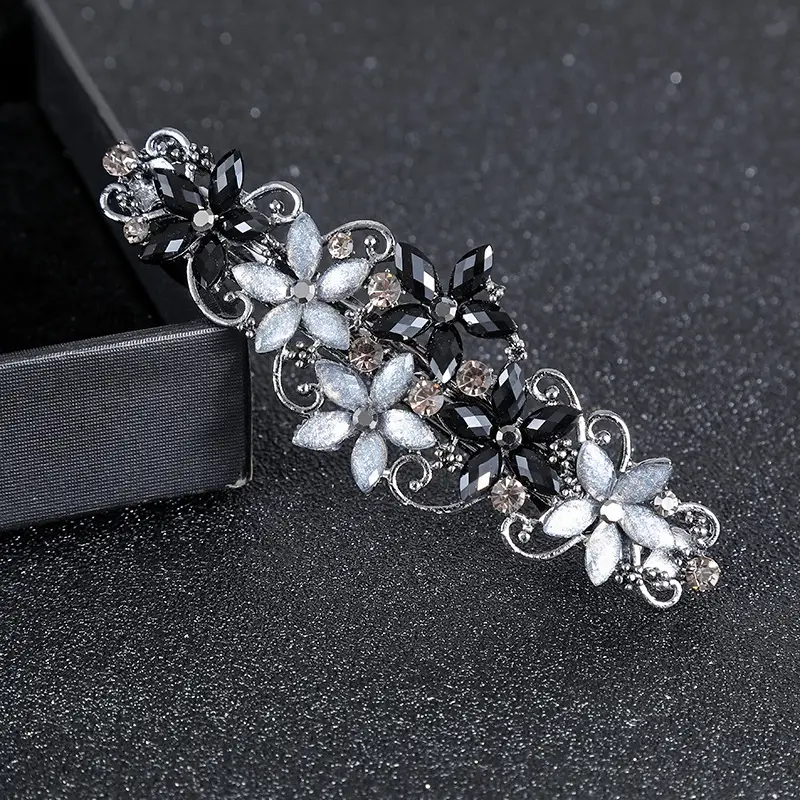 Pearl Hair Clip Large Silver Floral Design - Image 9