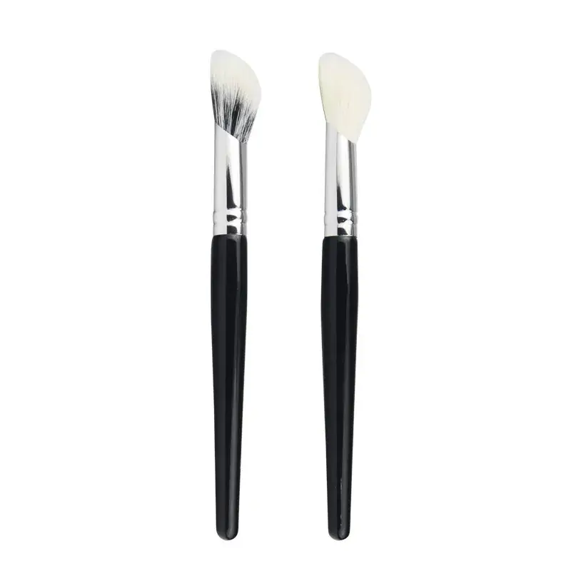 Blush Brush Set with Wool Sickle Dotted Design - Image 7