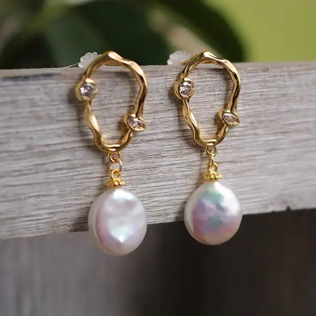 French Retro Pearl Earrings 925 Silver Pin - Image 2