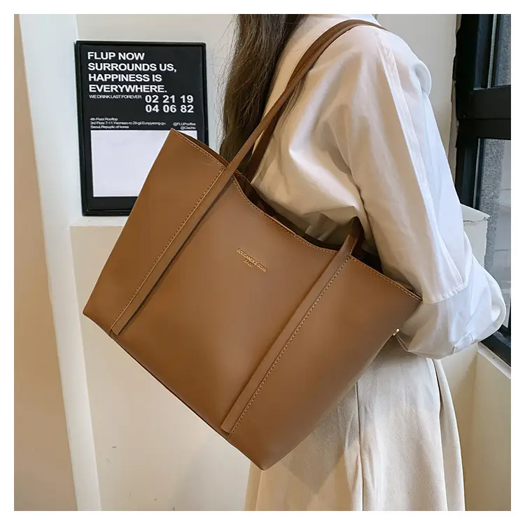 Black Leather Tote Bag for Women 2023 Winter — feature 10