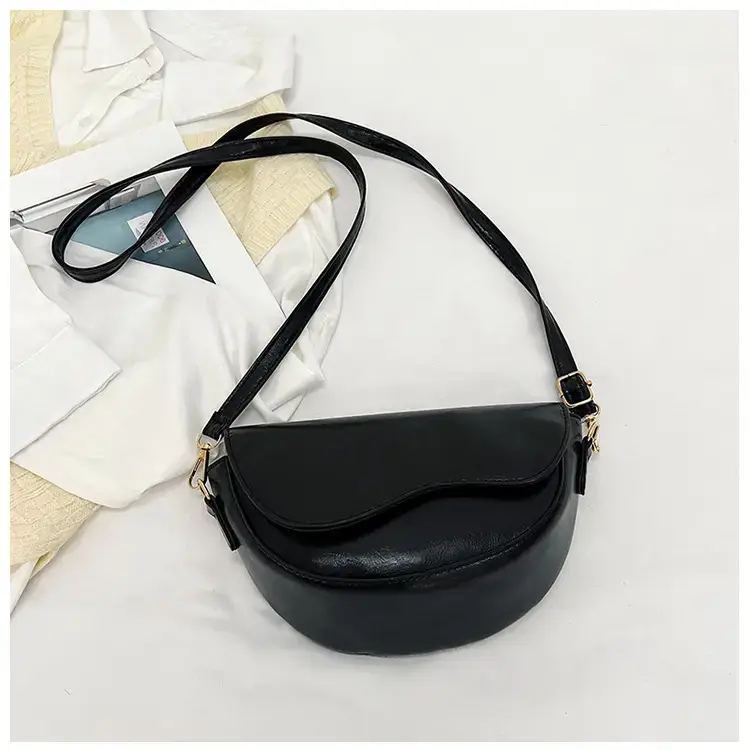 Black Textured Shoulder Bag for Women 2024 — feature 17