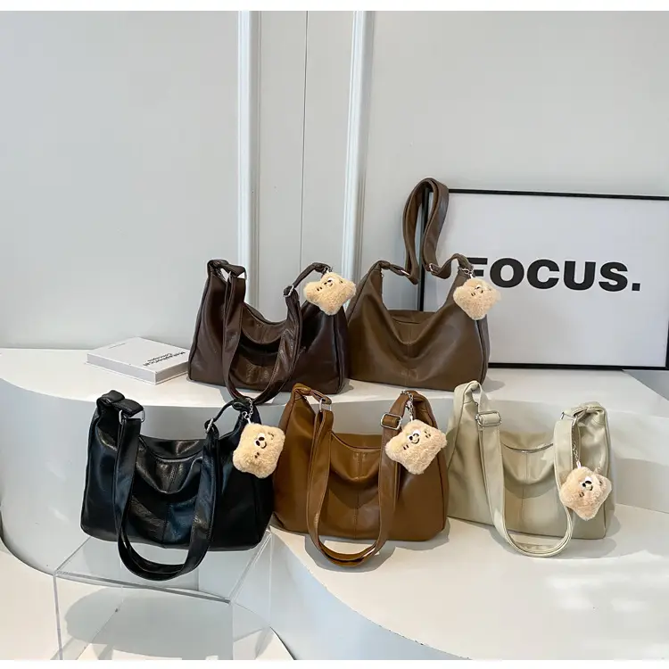 Women Large Capacity Brown Leather Shoulder Bag 2023 — feature 13