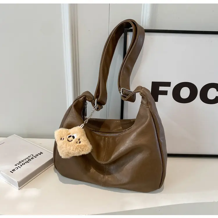 Women Large Capacity Brown Leather Shoulder Bag 2023 — feature 33