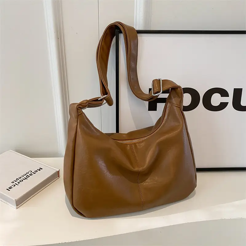 Brown without pendant