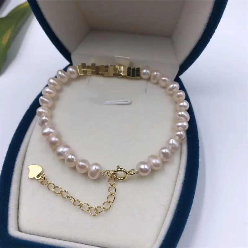 Pearl Bracelet with Gold Clasp for Women — feature 10