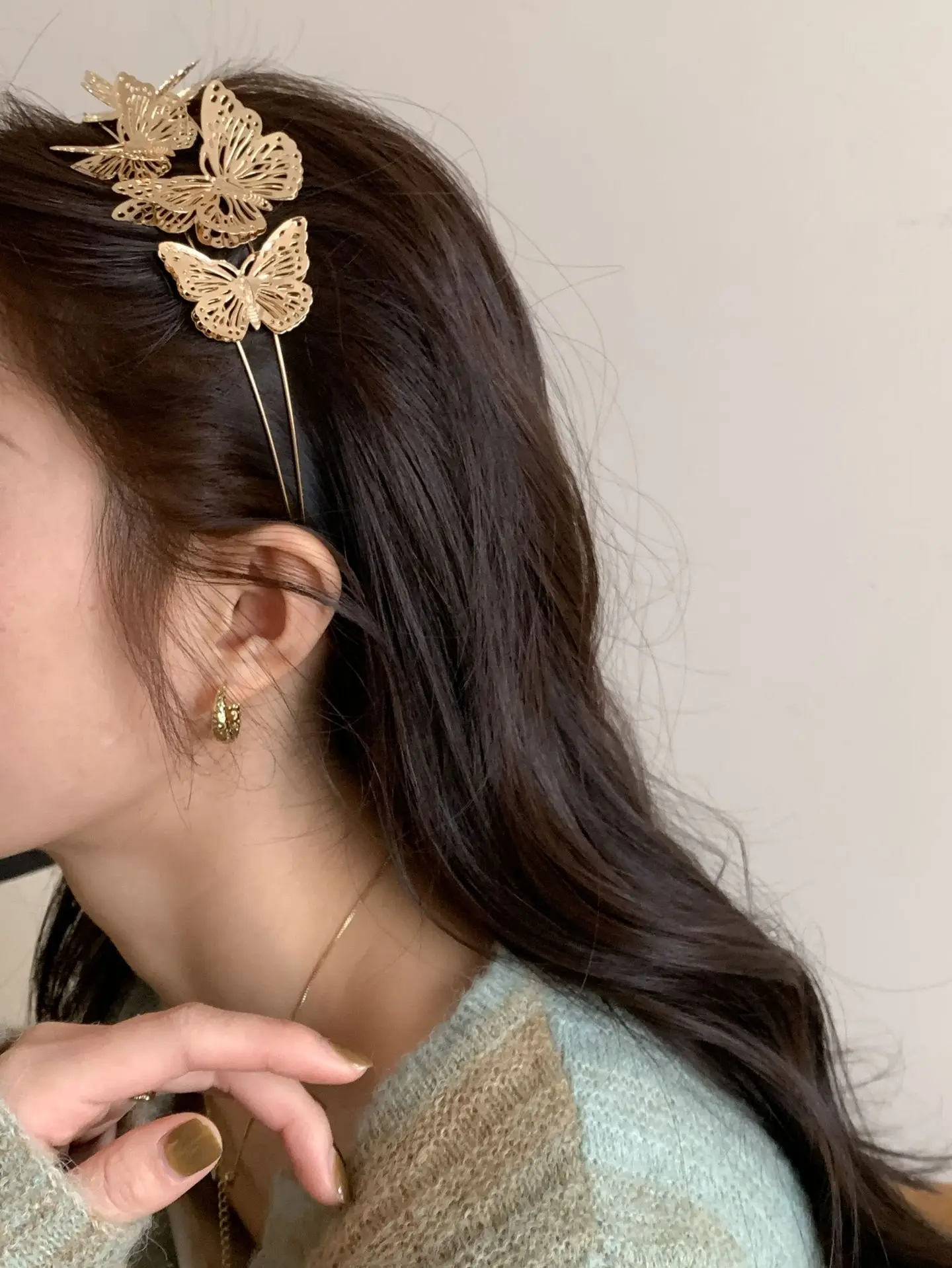 Silver Gold Butterfly Headband for Women 2023 — feature 4